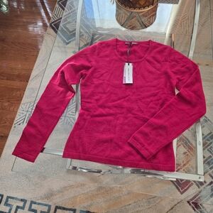 Elegant Cashmere Crew Neck Sweater